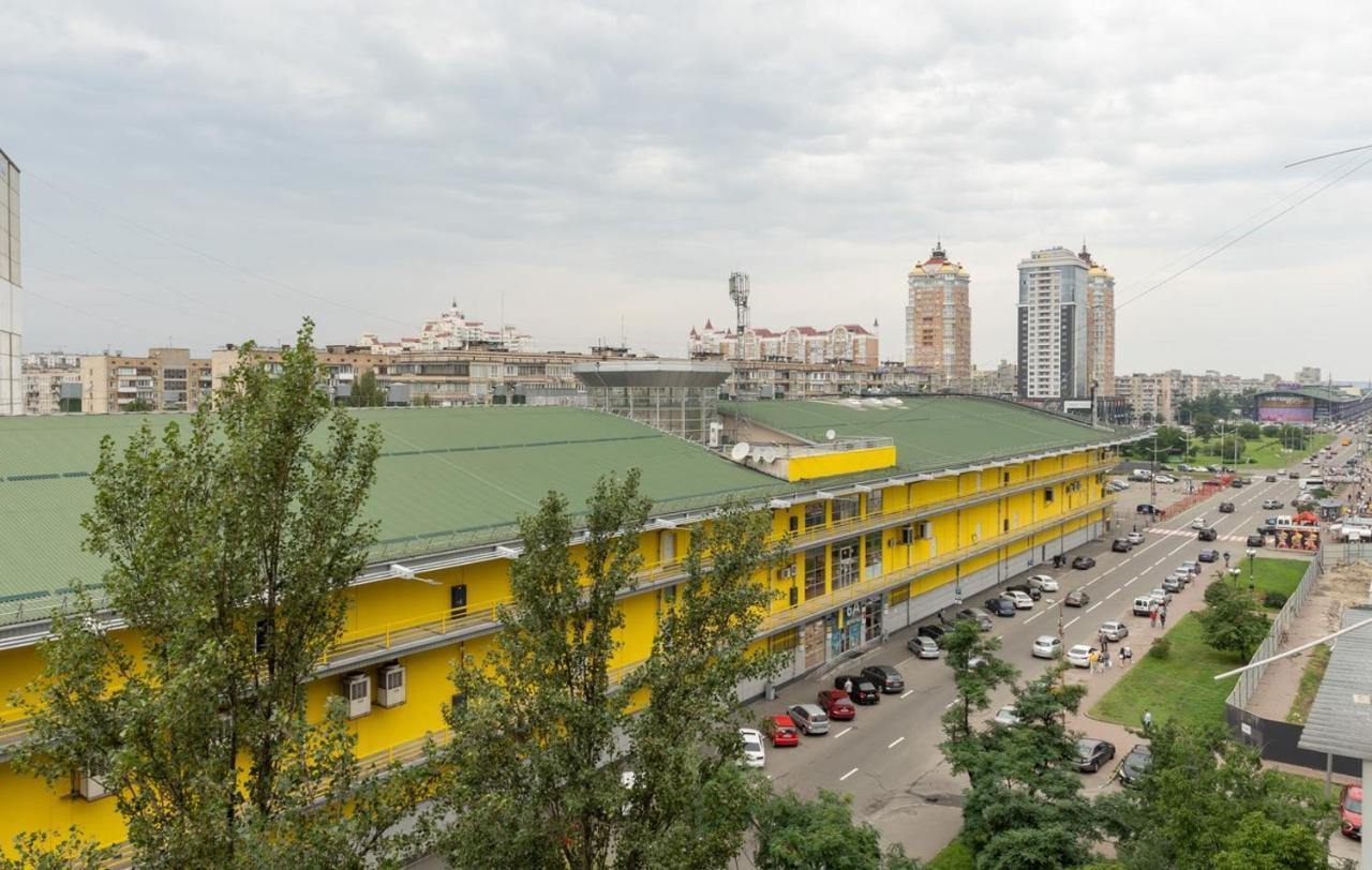 Чудова Квартира Для Відпочинку І Роботи На Оболоні Киев Екстериор снимка