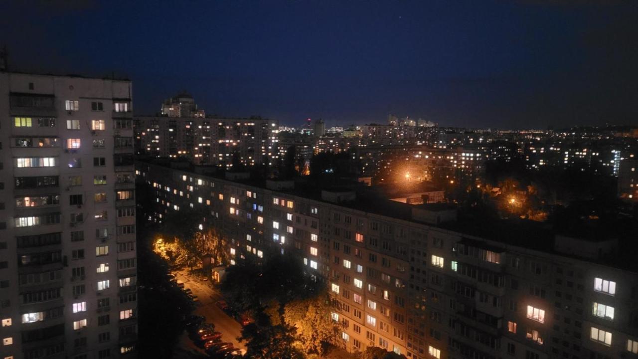 Чудова Квартира Для Відпочинку І Роботи На Оболоні Киев Екстериор снимка