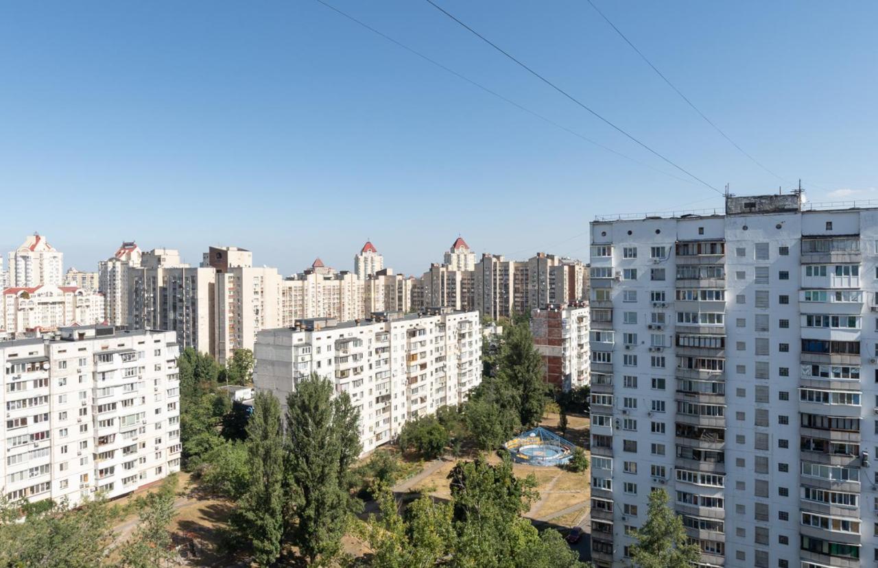 Чудова Квартира Для Відпочинку І Роботи На Оболоні Киев Екстериор снимка